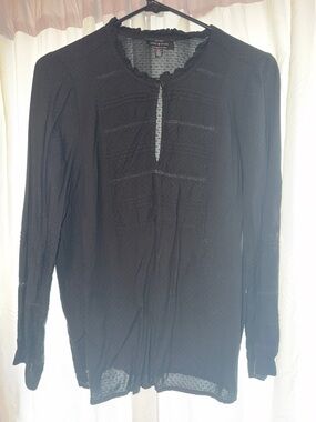 Black Long-Sleeve Casual Blouse